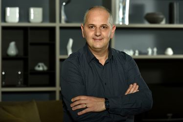 Surpriză - Un nou jucător IT&C local la cota BVB. Compania care deține brandul Allview vine pentru listare în acest an