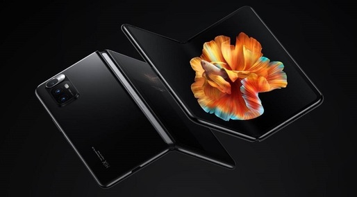 Xiaomi a lansat primul său telefon pliabil, Mi Mix Fold, cu intenția de a concura pe piața premium companii precum Samsung