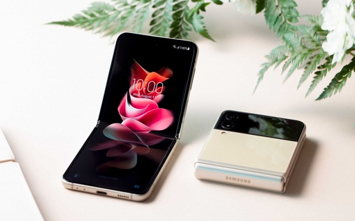 FOTO Samsung și-a prezentat noile smartphone-uri pliabile, Galaxy Z Fold3 și Galaxy Z Flip3