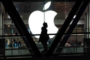 Dezvoltatorii au găsit referințe ascunse în codul App Store