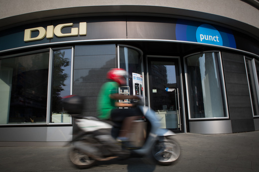 Intrarea Digi în Belgia - indicată ca "surpriza istorică" a ultimului sfert de secol. "Premierul obține ce și-a dorit ca ministru al Telecomunicațiilor: un jucător care provoacă Proximus, Telenet și Orange!". Ironia Orange