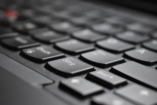 Lenovo a înregistrat cea mai mică creștere a veniturilor din ultimele nouă trimestre, din cauza scăderii vânzărilor de PC-uri