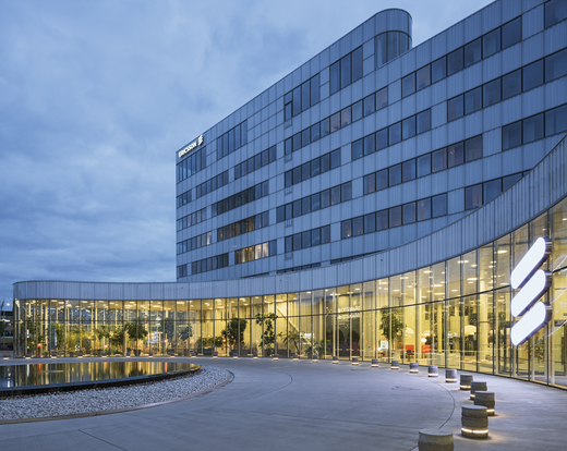 EXCLUSIV Gigantul Ericsson planifică o fabrică de dispozitive 5G de mari dimensiuni în România