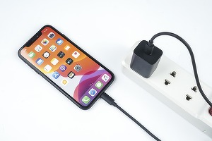Decizie majoră în UE: din 2024, devine obligatoriu încărcătorul unic pentru dispozitivele electronice