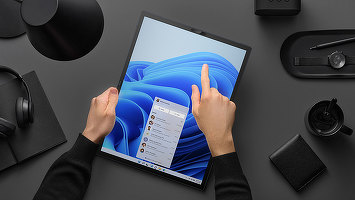 Zenbook 17 Fold OLED (UX9702): un laptop care te cucerește prin versatilitate