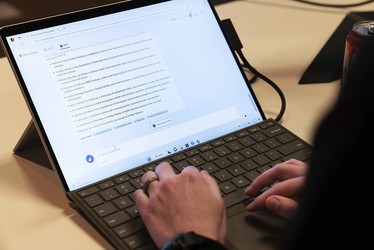 Microsoft modifică limitele conversațiilor cu noul Bing