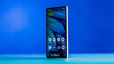 Pixel 7a este noul smartphone mid-range de la Google