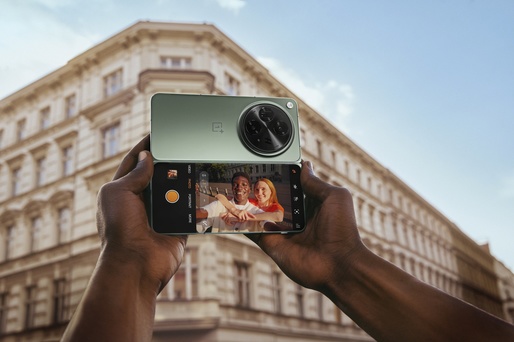 GALERIE FOTO OnePlus și-a prezentat primul smartphone pliabil