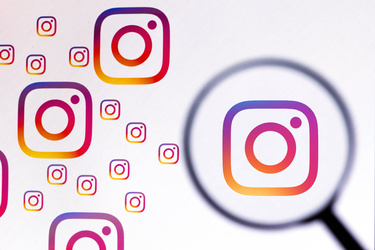 Instagram extinde la nivel global descărcarea clipurilor video publice