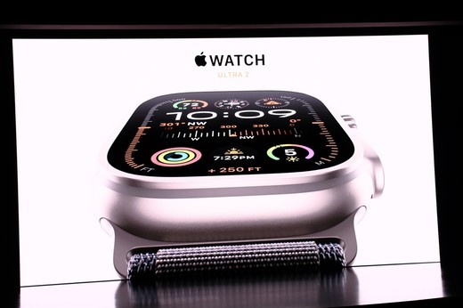 Piața smartwatch-urilor crește