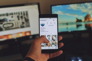 Nu mai postăm la fel de mult pe social media. O vom mai face vreodată?
