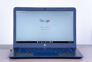 Program Google pentru ONG-uri și alte asociații din România care vor să țină cursuri despre inteligența artificială. Pot obține finanțare