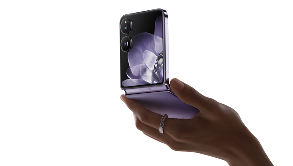 FOTO Xiaomi a prezentat smartphone-urile pliabile Mix Fold 4 și Mix Flip