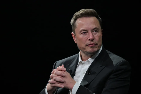 Elon Musk extinde un proces împotriva OpenAI, incluzând Microsoft și acuzații antitrust