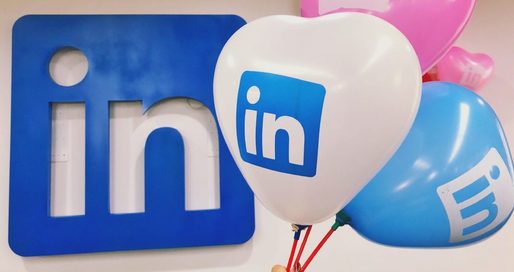 LinkedIn - dată în judecată de utilizatori Premium