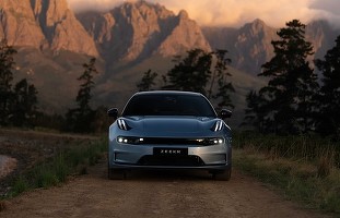 Zeekr, rivalul Tesla din China, va oferi gratuit un sistem avansat de asistență pentru șoferi