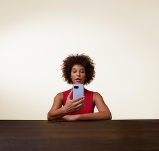 Google amână lansarea pe piață a smartphone-ului Pixel 9a