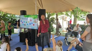 NTT DATA Romania alături de IPJ și ISJ Brașov protejează copiii de pericolele din mediul online 