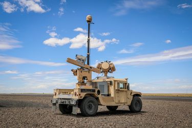Compania românească OVES Enterprise încheie un parteneriat cu MSI Defense, integrator american de sisteme tactice pentru apărare terestră și navală
