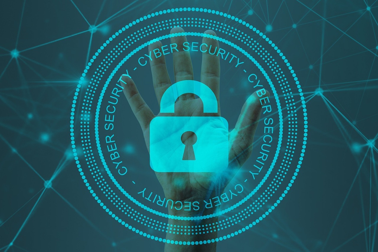 Marea Britanie va avertiza companiile că securitatea cibernetică trebuie să devină ”o prioritate absolută”
