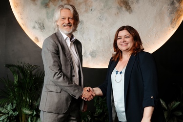 Tranzacție: Grupul polonez Symfonia, cu două mari fonduri de investiții în spate, cumpără NextUp