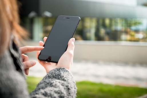Apelurile telefonice false primite din afara României vor fi blocate de către operatori
