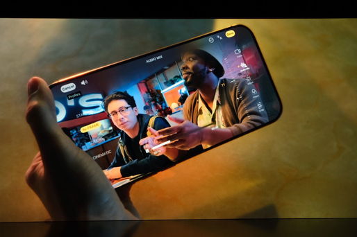 iPhone 17 Pro Max ar putea dispune de o baterie mai mare
