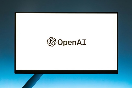 Angajați ai OpenAI vor să vândă acțiuni de 6 miliarde de dolari către SoftBank și alți investitori