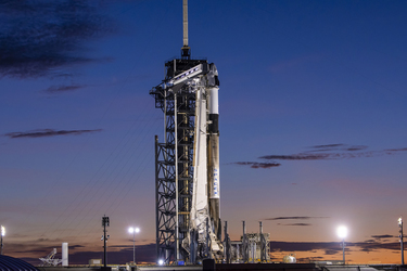 SpaceX cumpără licențe de servicii mobile prin satelit cu 17 miliarde dolari