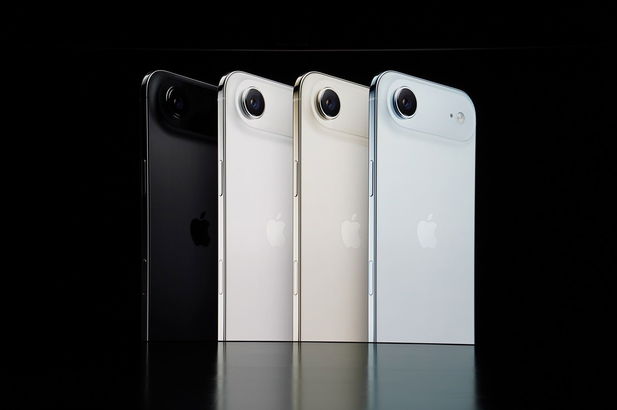 Apple a prezentat noile smartphone-uri iPhone 17
