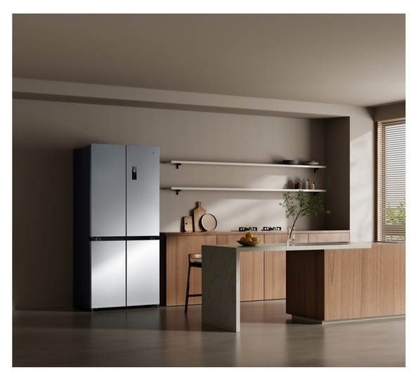 FOTO Gigant chinez lansează în România brandul cu care a provocat Samsung. Primul magazin deschis pe piața locală