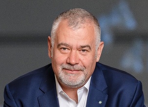 DOCUMENT Fuziune în cadrul grupului de firme AROBS