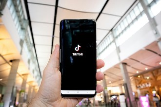 Cum activezi 2FA pe TikTok și cum setezi codurile de rezervă
