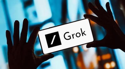 AI-ul Grok nu mai dezbracă decât bărbați