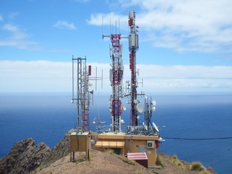 Antenele 5G din UE vor fi dotate cu sisteme de detectare a dronelor