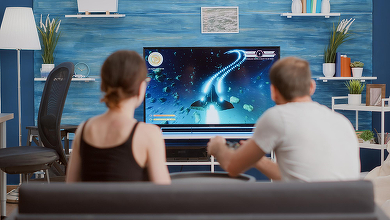 Cum rezolvi delay-ul audio pe soundbar: lip sync și setările care chiar contează