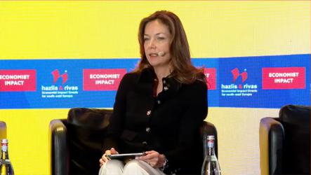 VIDEO România are toate ingredientele necesare pentru a crește în anii următori pe zona IT. Iwona Sikora, Iron Mountain: Uniunea Europeană poate să-și creeze un avantaj competitiv - Conferința The Economist, cu Profit.ro partener