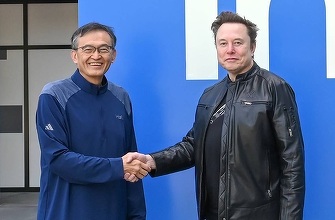 Musk atrage Intel în proiectul Terafab