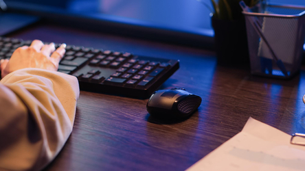 De ce ți se întrerupe mouse-ul wireless și ce setări simple îți rezolvă problema