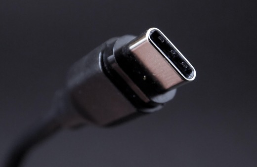Hub USB-C ieftin versus premium: cum îți influențează experiența de utilizare