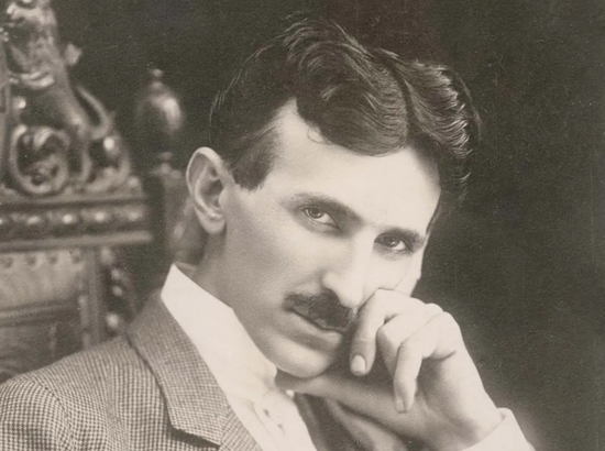 Cine a fost Nikola Tesla, inventatorul care a revoluționat utilizarea electricității