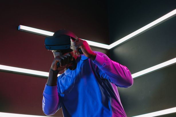 Cum ajută realitatea virtuală sportivii să se antreneze fără să intre pe teren