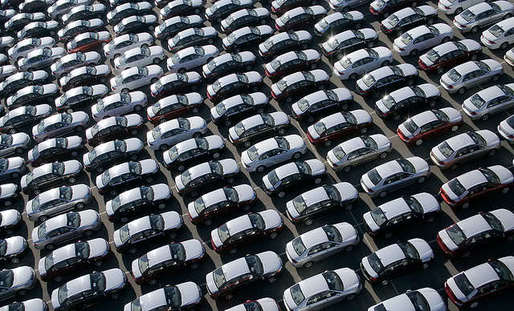 Vânzările de autoturisme din Europa vor depăși în acest an 13,2 milioane unități 