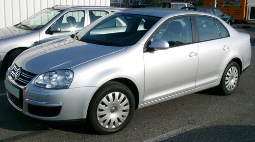 Germania ar putea interzice circulația tuturor modelelor implicate în scandalul noxelor dacă Volkswagen nu respectă un termen limită 