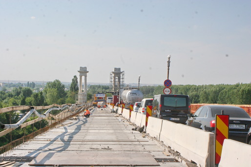 Traficul rutier pe podul Giurgiu se va desfășura cu restricții până pe 28 aprilie