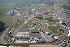 Jaguar Land Rover poartă negocieri exclusive pentru închirierea circuitului F1 de la Silverstone