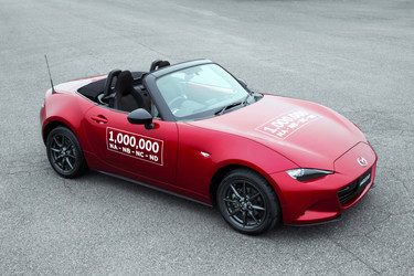 Mazda MX-5, cel mai bine vândut roadster din istorie, produs în 1 milion exemplare