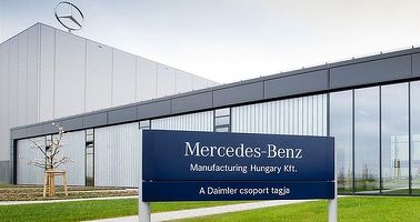 Daimler investește încă 593,7 milioane de euro la fabrica sa din Ungaria