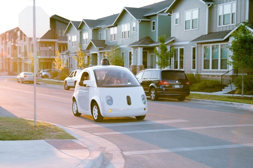 Google și Fiat Chrysler au încheiat un acord de colaborare în domeniul mașinilor autonome