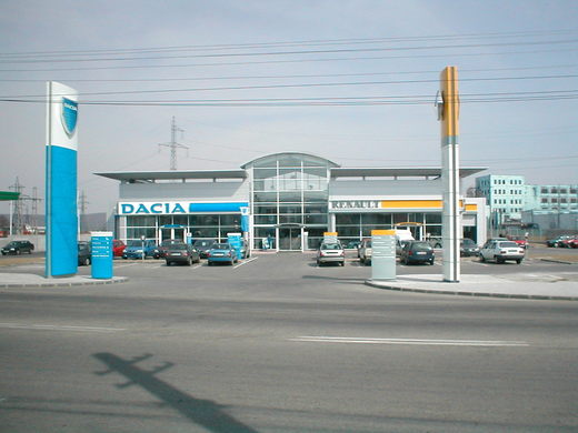 Service-urile Dacia-Renault reziliază contractele cu Asirom: Folosește aceleași metode ca Astra și Carpatica